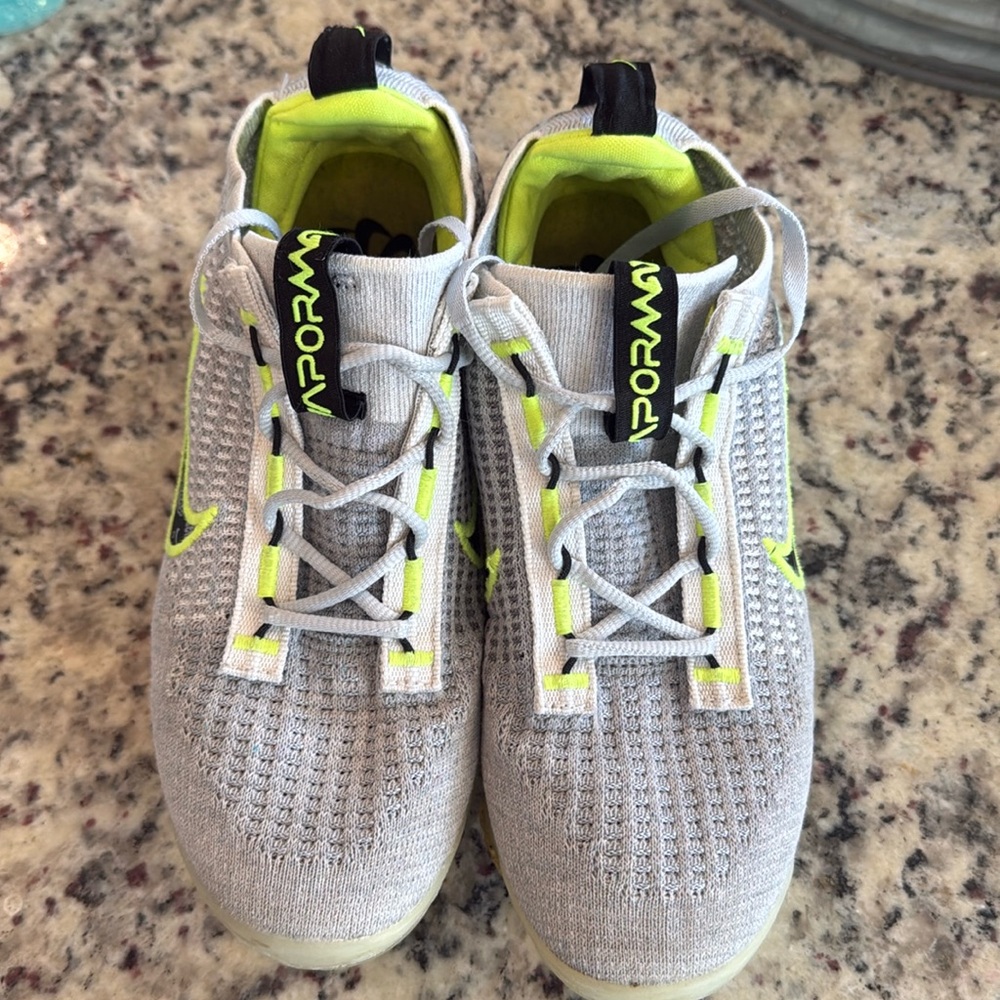 Youth Nike Vapormax